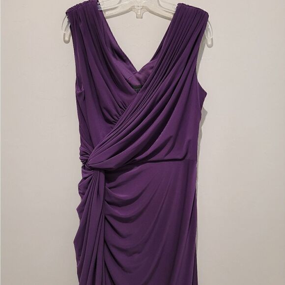 Adrianna Papell 💜 Ruching evening dress size Small - Picture 7 of 13